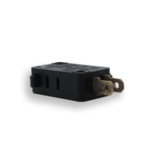 Micro Switch 15 amp. C/Boton 3 patas RADOX (835-378)